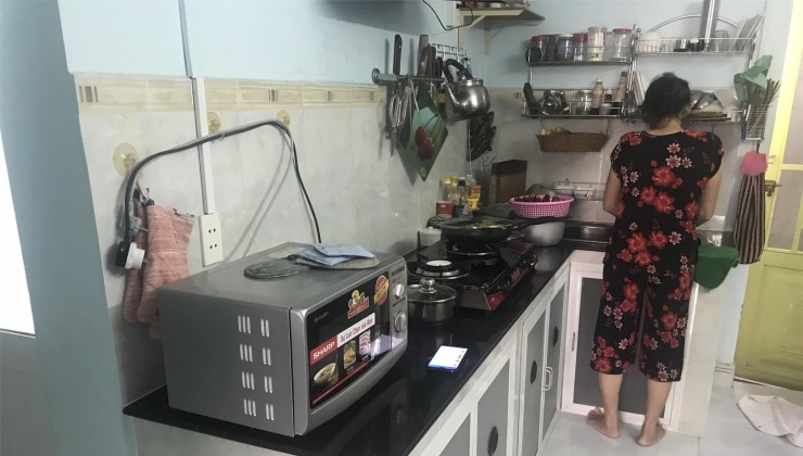 Cần bán nhà Quận 9 65m2 ngay chợ Long Trường - Đông Tăng Long giá 3.17 tỉ sang sổ